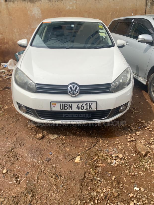 Volkswagen Golf 2009 White