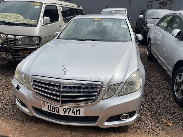 Mercedes-Benz E300 2012 Silver