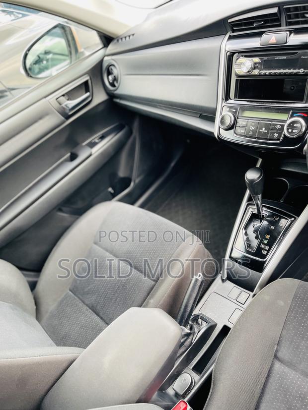 Toyota Corolla Fielder 1.5 Petrol AWD 2017 Silver