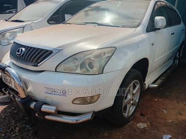 Toyota Harrier 2009 White
