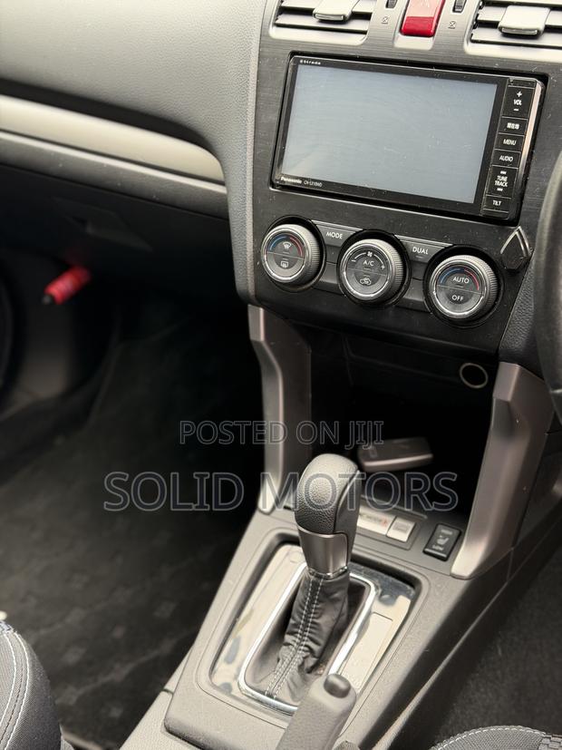 Subaru Forester 2.5i Premium PZEV 4dr SUV AWD (2.5L 4cyl CVT) 2014 White