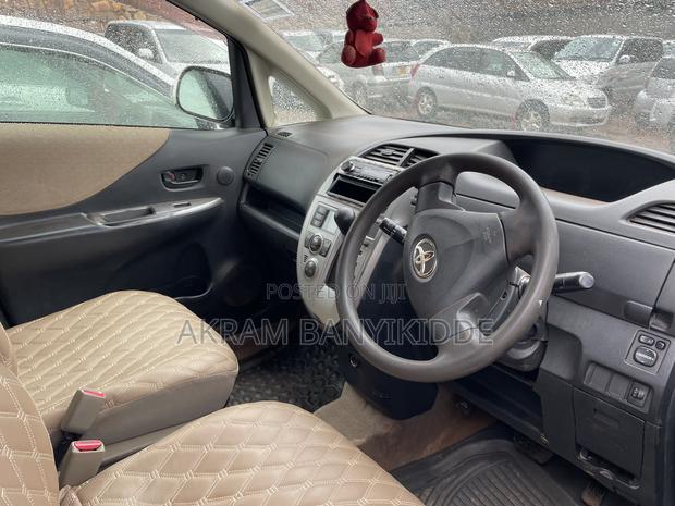 Toyota Ractis 2007 White