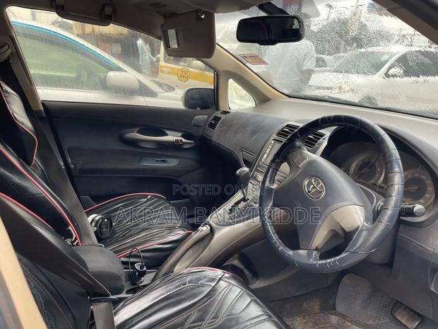 Toyota Blade 2009 Silver