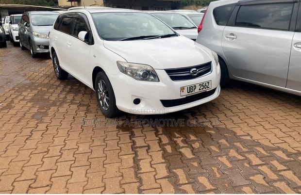 Toyota Corolla Fielder 1.5 Petrol FWD 2010 White