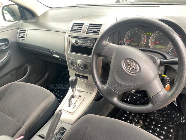 Toyota Corolla Fielder 1.5 Petrol FWD 2010 White