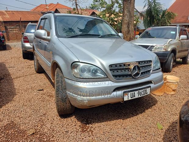 Mercedes-Benz M Class 2006 Silver