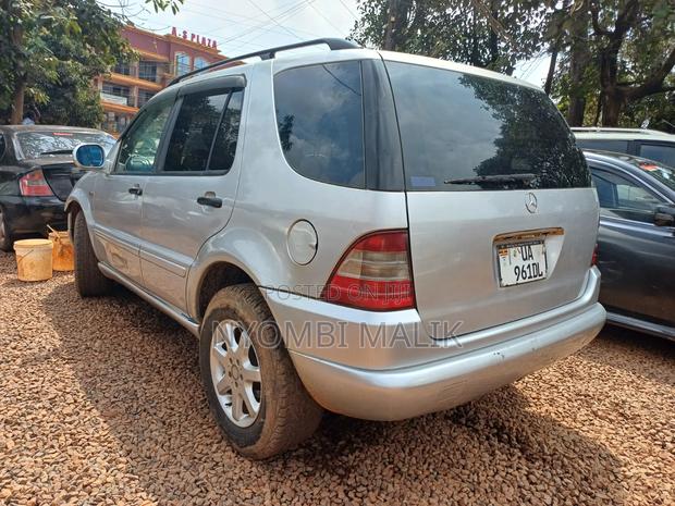 Mercedes-Benz M Class 2006 Silver