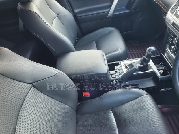 Toyota Land Cruiser Prado 4.0 Petrol TZ-G 2017 Blue