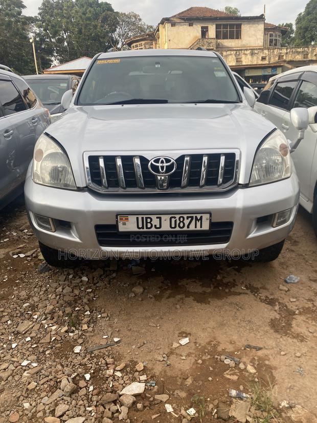 Toyota Land Cruiser Prado 3.4 3dr 2006 Gray