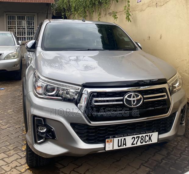 Toyota Hilux 2.8 Diesel 2020 Gray