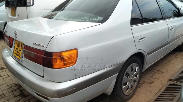 Toyota Premio 2001 Silver