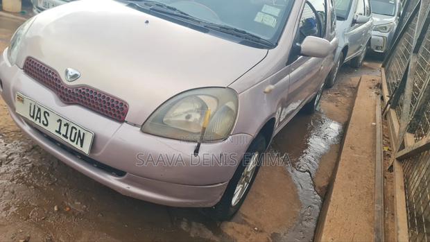 Toyota Vitz 2006 Pink