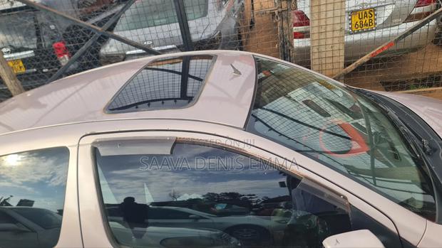 Toyota Vitz 2006 Pink