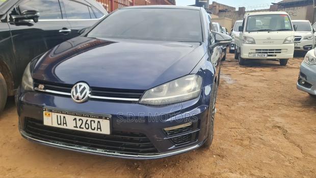 Volkswagen Golf R 4-Door 2016 Blue