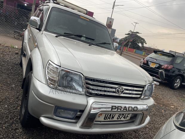 Toyota Land Cruiser Prado 2001 Silver