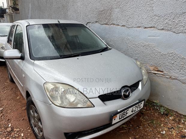 Mazda Demio 2005 Silver