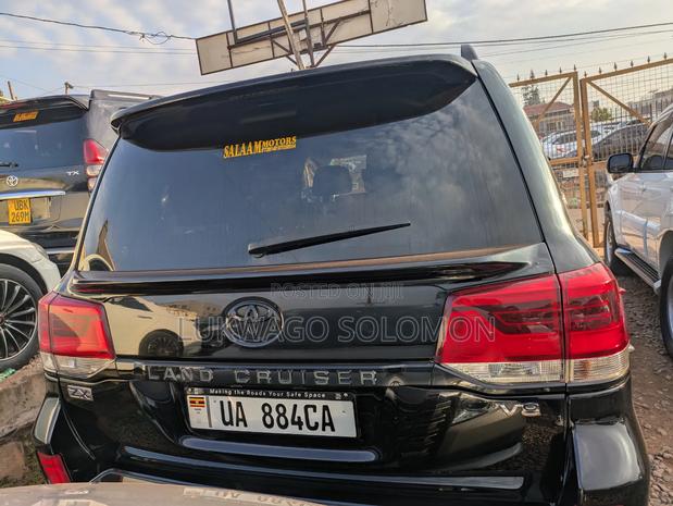 Toyota Land Cruiser 2017 Black