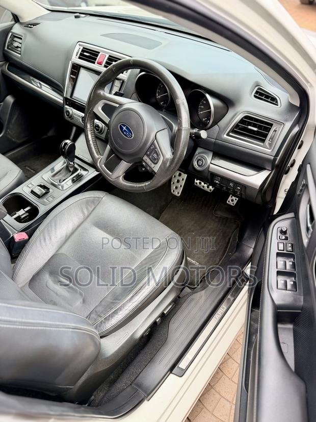 Subaru Legacy 2.5i Premium AWD 2017 White