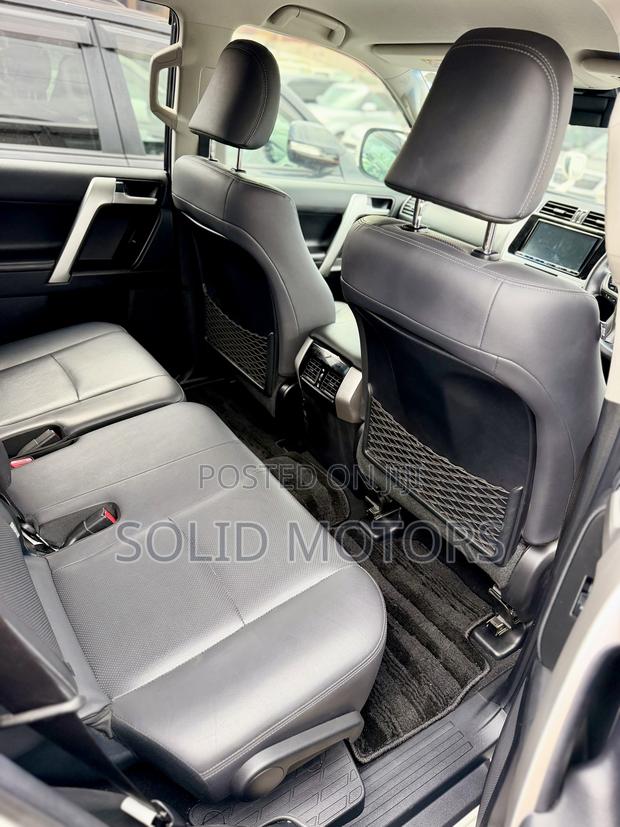 Subaru Legacy 2.5i Premium AWD 2017 White