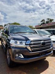 Toyota Land Cruiser 4.6 V8 ZX 2018 Gray for sale