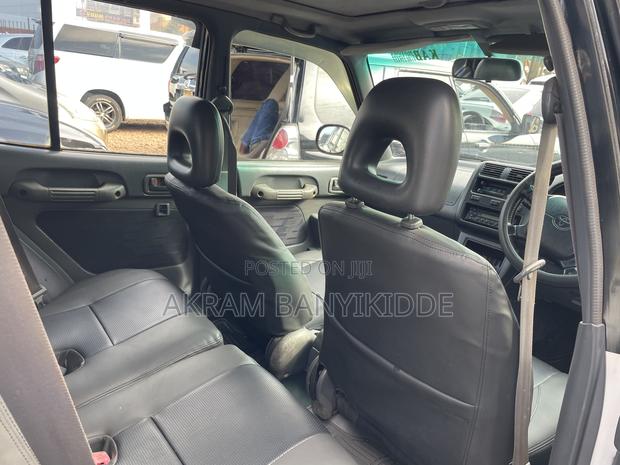 Toyota RAV4 1999 Gray