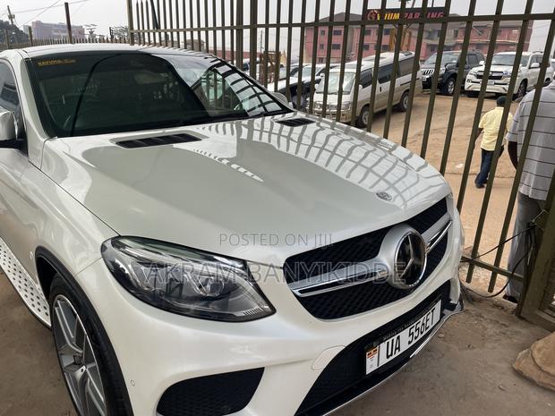 Mercedes-Benz GLE-Class 2017 White