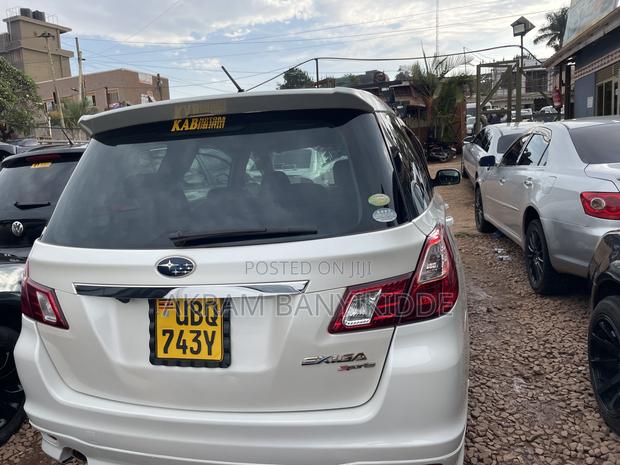 Subaru Exiga 2011 White