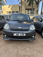 Toyota Sienta 2010 Gray for sale