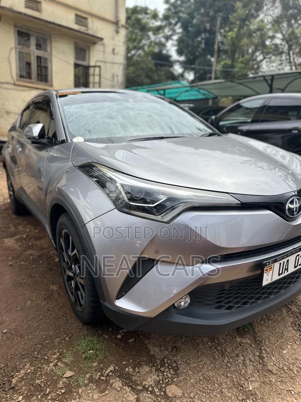 Toyota C-HR 2018 Gray