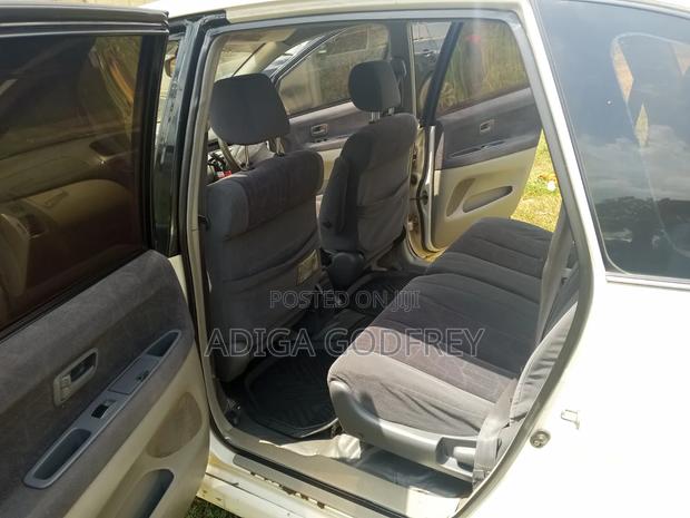 Toyota Nadia 1999 White