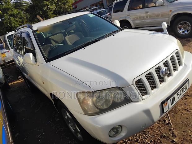 Toyota Kluger 2006 White