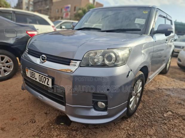 Toyota Corolla Rumion 2008 Gray