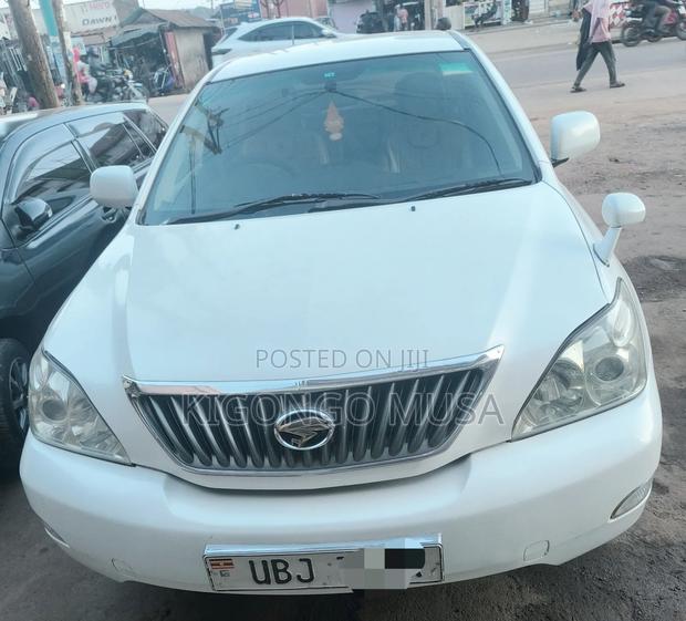Toyota Harrier 2008 White
