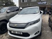 Toyota Harrier 2016 White for sale