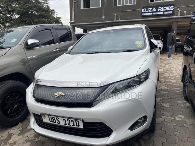Toyota Harrier 2016 White