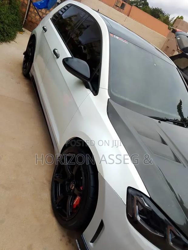 Volkswagen Golf GTI 2017 White