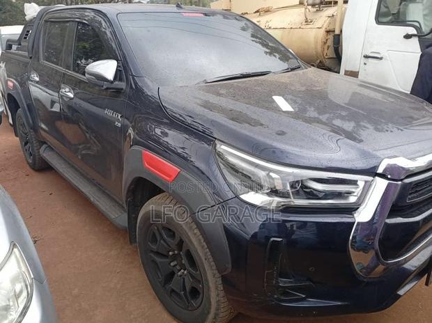 Toyota Hilux Revo Double Cab Deisel 2.8 RWD 2021 Blue