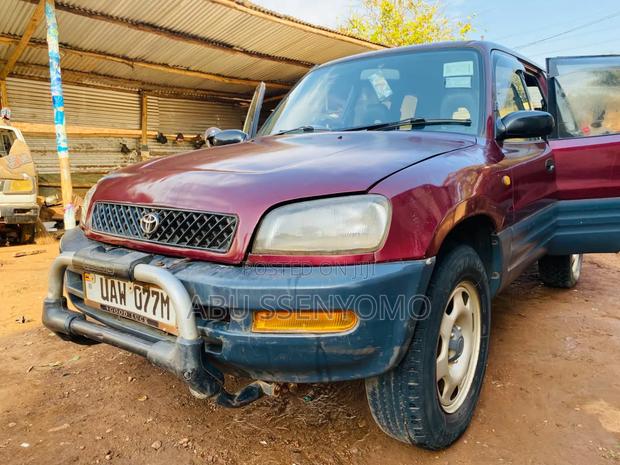Toyota RAV4 Cabriolet 1998 Red