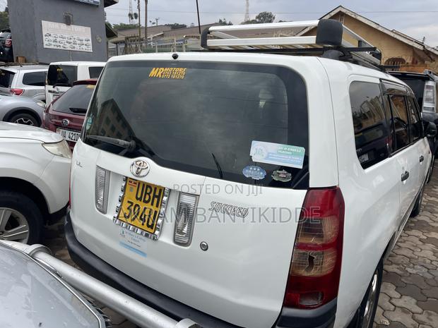 Toyota Succeed 2011 White