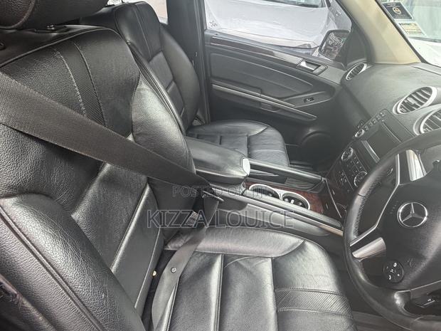 Mercedes-Benz M Class 2011 Black