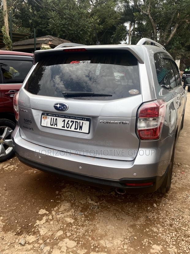 Subaru Forester 2.0D X 2012 Silver