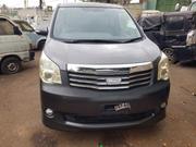 Toyota Noah 2.0 143hp AWD (7 Seater) 2013 Gray for sale
