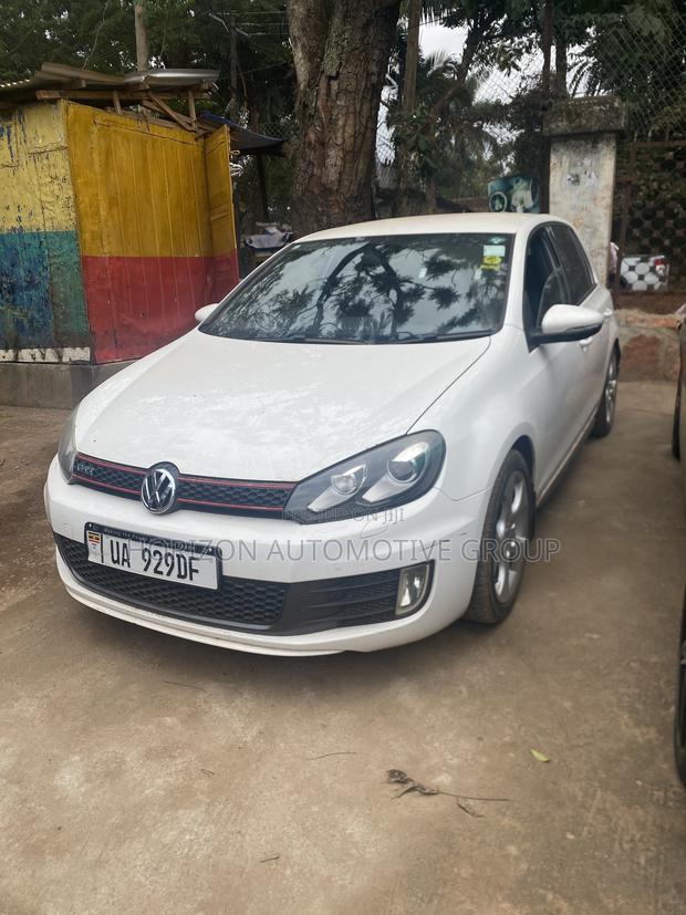 Volkswagen Golf GTI 2014 White