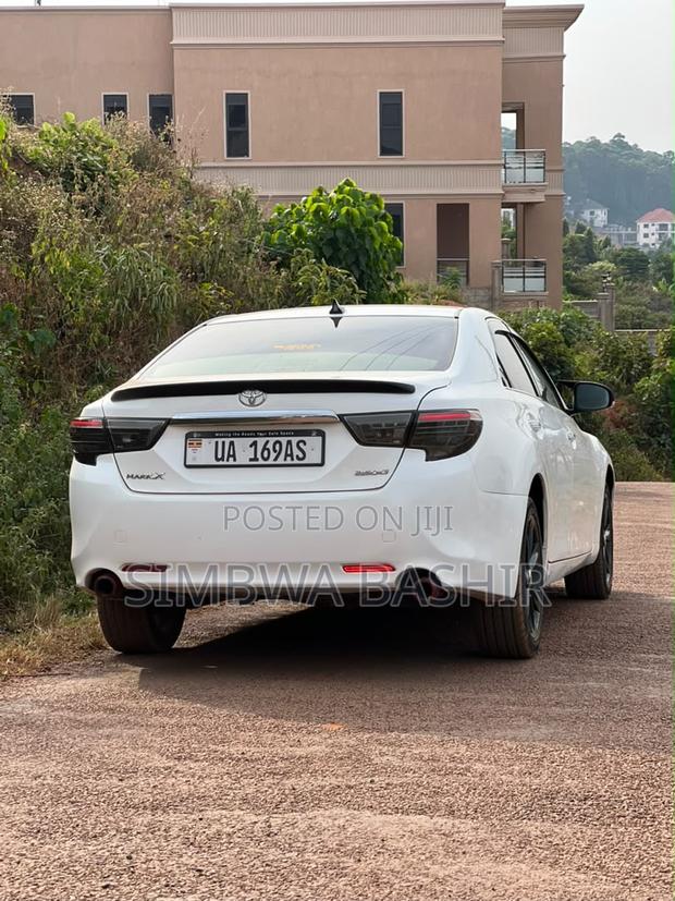 Toyota Mark X 2014 White