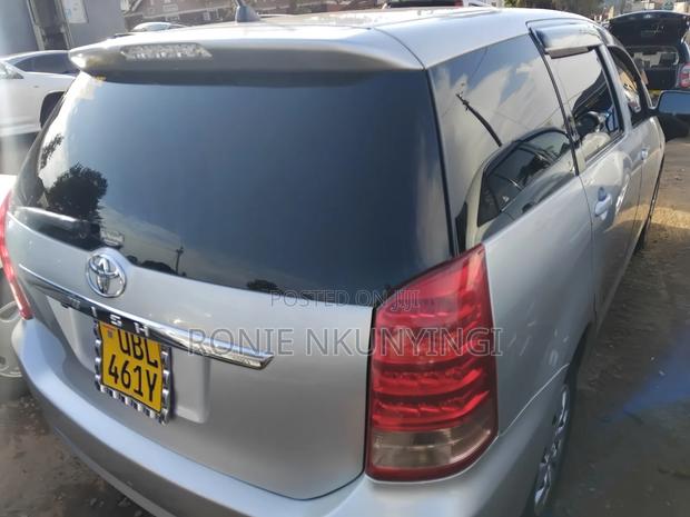 Toyota Wish 2006 Silver