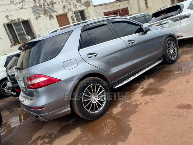 Mercedes-Benz M Class ML 350 4Matic 2013 Gray
