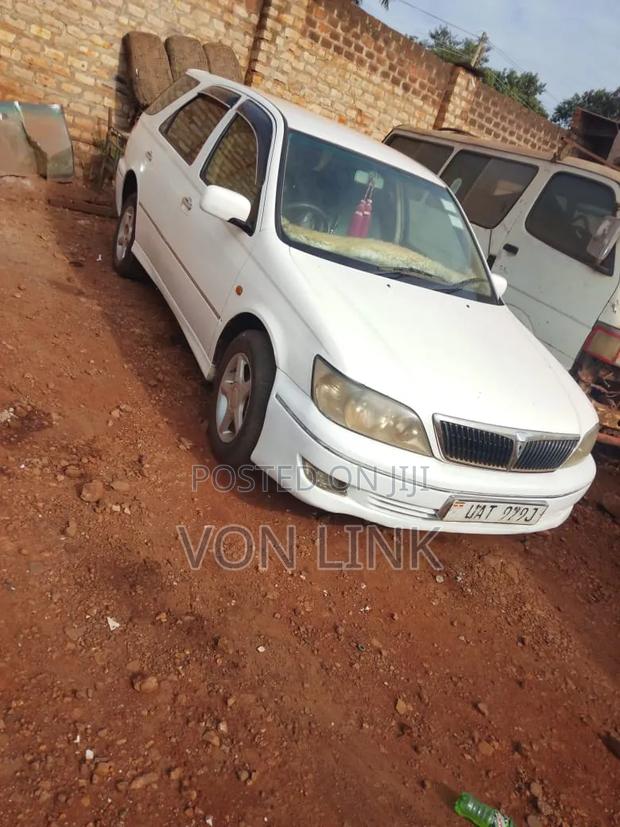 Toyota Vista 2000 White