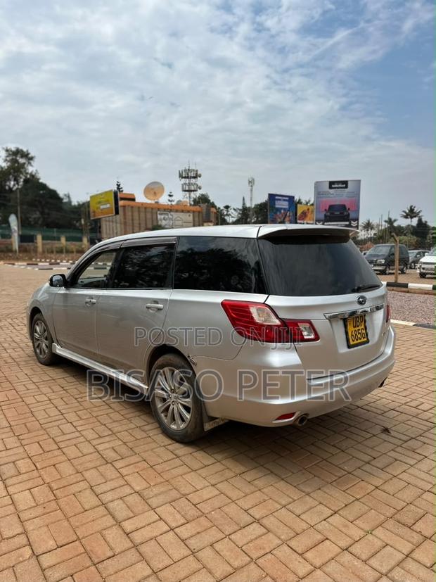 Subaru Exiga 2008 Silver