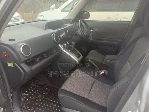 Toyota Corolla Rumion 2010 Silver