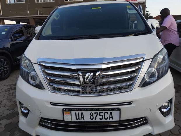 Toyota Alphard 2014 White